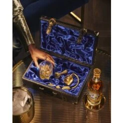 Chivas Regal - 18 Year Old Blended Scotch Whisky Scotland Chivas Regal 18 Year Old Blended Scotch Whisky Scotland -Liquor Magasin 1000089 5 en GB