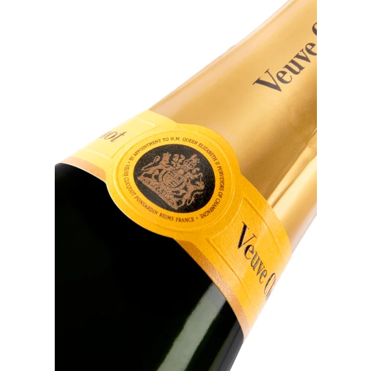 Veuve Clicquot - Yellow Label Champagne 75cl Veuve Clicquot Yellow Label Champagne 75cl 6 Veuve Clicquot - Yellow Label Champagne 75cl Veuve Clicquot Yellow Label Champagne 75cl – Image 4