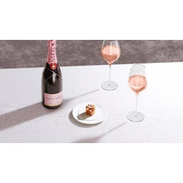 Moët & Chandon - Rosé Impérial Champagne 75cl Moët & Chandon Rosé Impérial Champagne 75cl 4 Moët & Chandon - Rosé Impérial Champagne 75cl Moët & Chandon Rosé Impérial Champagne 75cl – Image 2