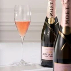 Moët & Chandon - Rosé Impérial Champagne 75cl Moët & Chandon Rosé Impérial Champagne 75cl 11 Moët & Chandon - Rosé Impérial Champagne 75cl Moët & Chandon Rosé Impérial Champagne 75cl -Liquor Magasin 1041126 5 en GB