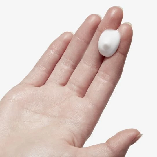 Kiehl's - Ultra Facial Moisturiser Kiehl's Ultra Facial Moisturiser 6 Kiehl's - Ultra Facial Moisturiser Kiehl's Ultra Facial Moisturiser â Image 4