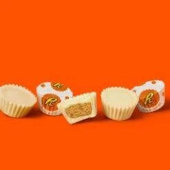 Reese's - White Crème And Peanut Butter Cups Miniatures Candy Pouch 355g Reese's White Crème And Peanut Butter Cups Miniatures Candy Pouch 355g -Liquor Magasin 2337994 3 en GB