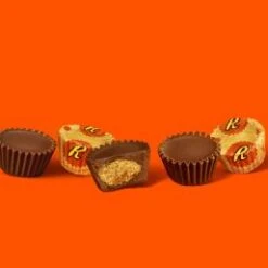 Reese's - Milk Chocolate Peanut Butter Cups Miniatures Candy Party Bag 1000g Reese's Milk Chocolate Peanut Butter Cups Miniatures Candy Party Bag 1000g -Liquor Magasin 3204450 3 en GB