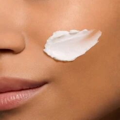 Clarins - Soothing Gentle Foaming Cleanser 125ml Clarins Soothing Gentle Foaming Cleanser 125ml 9 Clarins - Soothing Gentle Foaming Cleanser 125ml Clarins Soothing Gentle Foaming Cleanser 125ml -Liquor Magasin 4799991 4 en GB