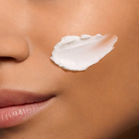 Clarins - Soothing Gentle Foaming Cleanser 125ml Clarins Soothing Gentle Foaming Cleanser 125ml 6 Clarins - Soothing Gentle Foaming Cleanser 125ml Clarins Soothing Gentle Foaming Cleanser 125ml – Image 4